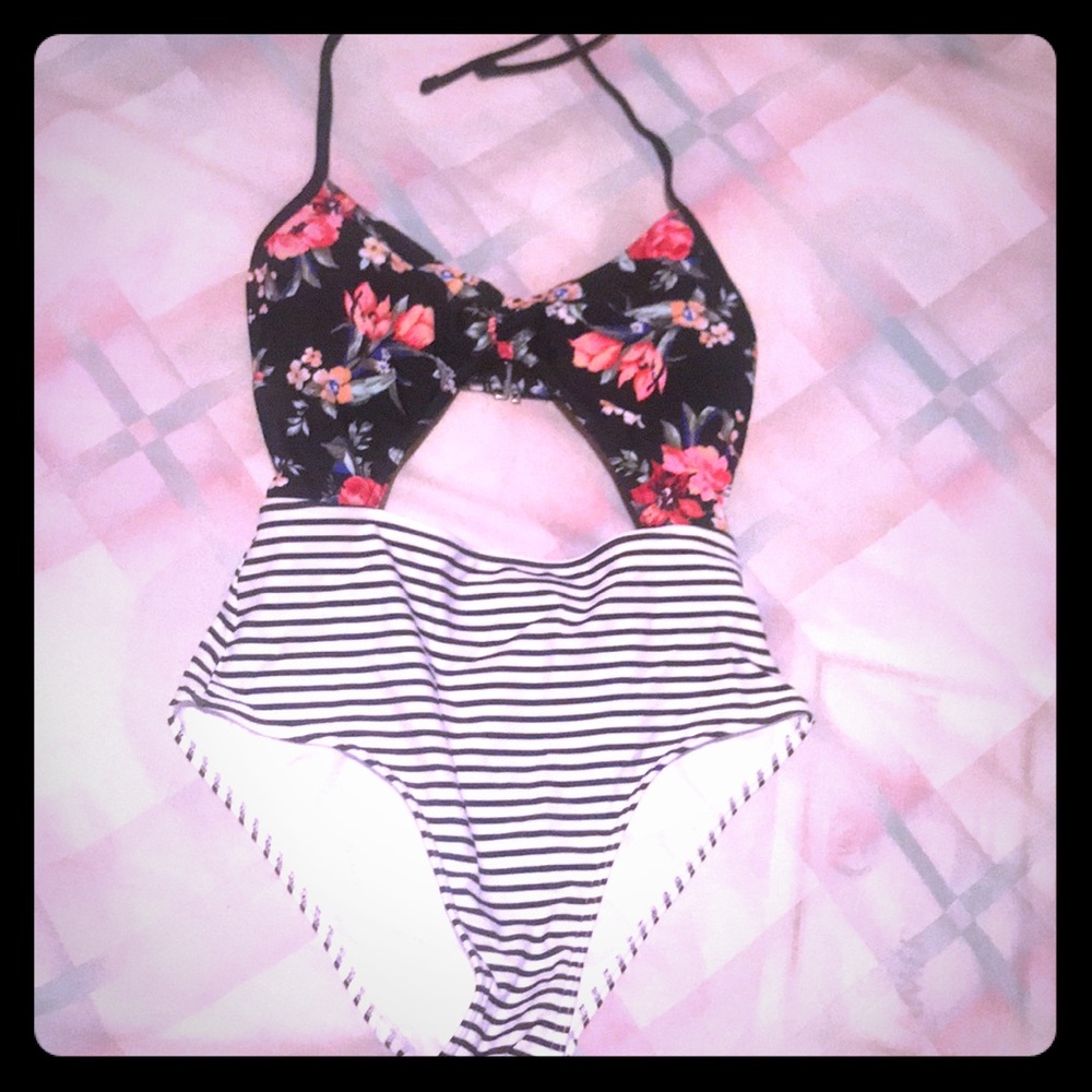Cut out swimsuit